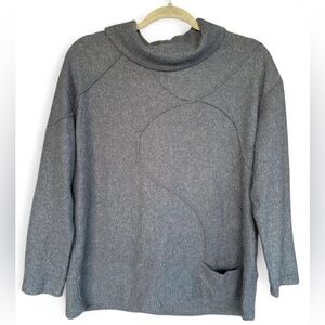 NWT Women's Trisha Tyler Cowl Neck Pullover Sweater Medium‎ Soft Gray Textured
